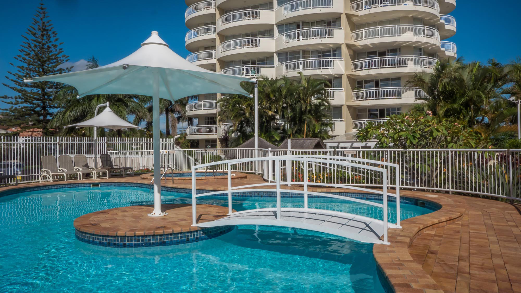 Book Your Easter Escape Family Gold Coast Burleigh Heads 2nd Avenue Beachside