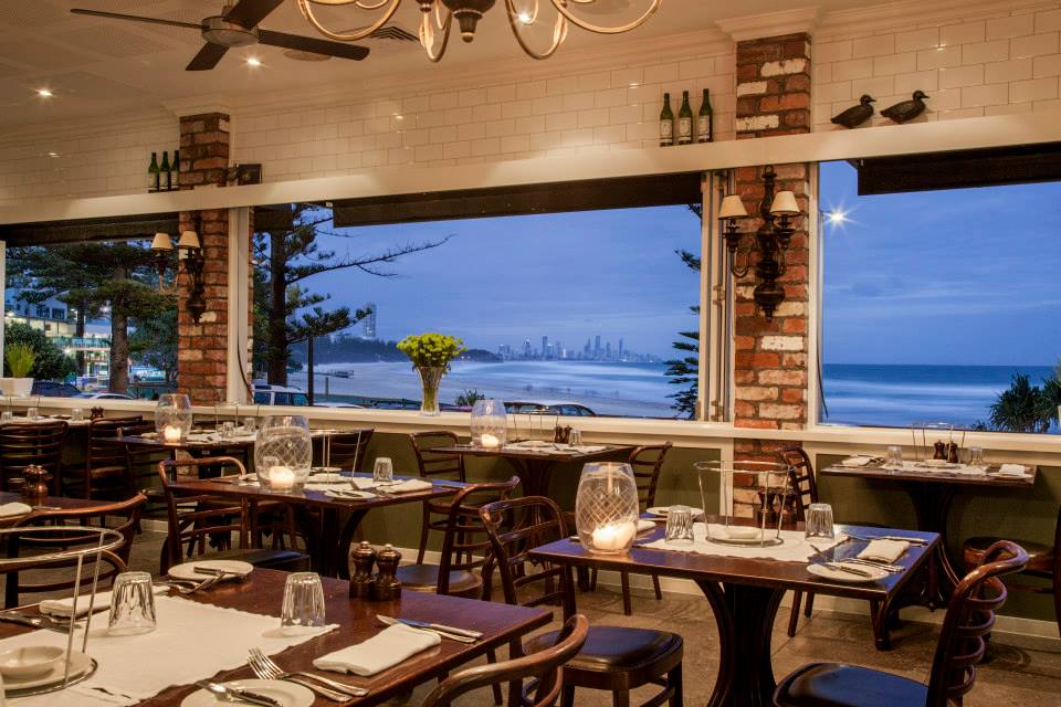 Visit These 8 Burleigh Heads Restaurants Near 2nd Avenue Resort